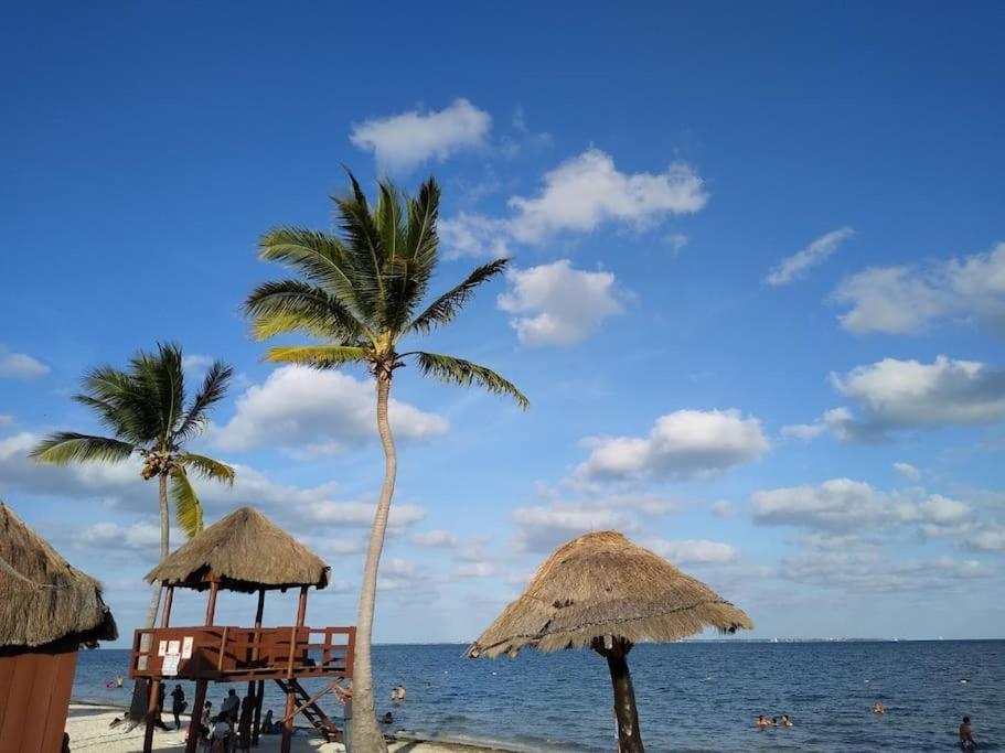 Micro Studio Perfect For Backpackers, Couples, 3 Min Drive To Playa El Nino Cancún Eksteriør bilde